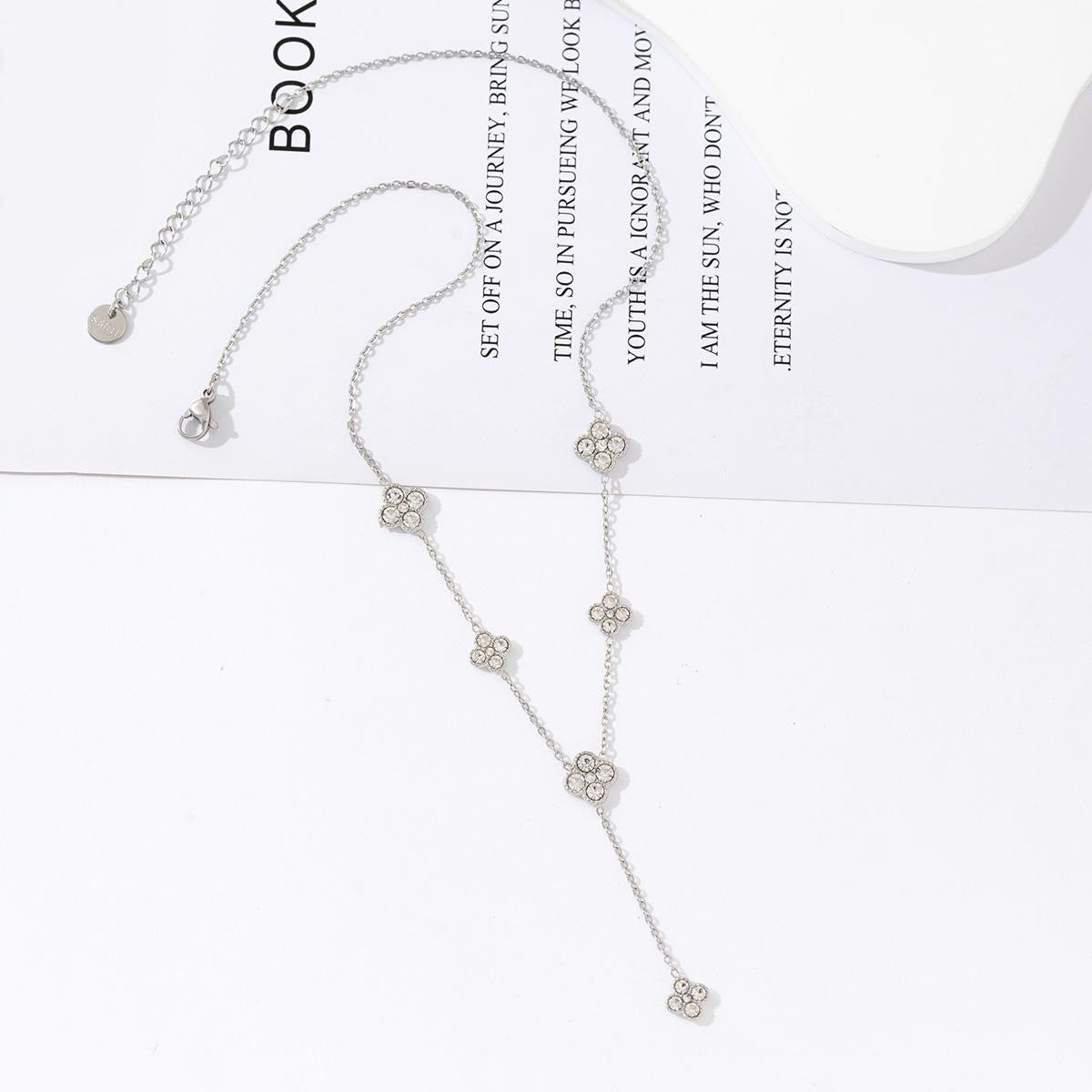 Collier Y STRASSY 2
