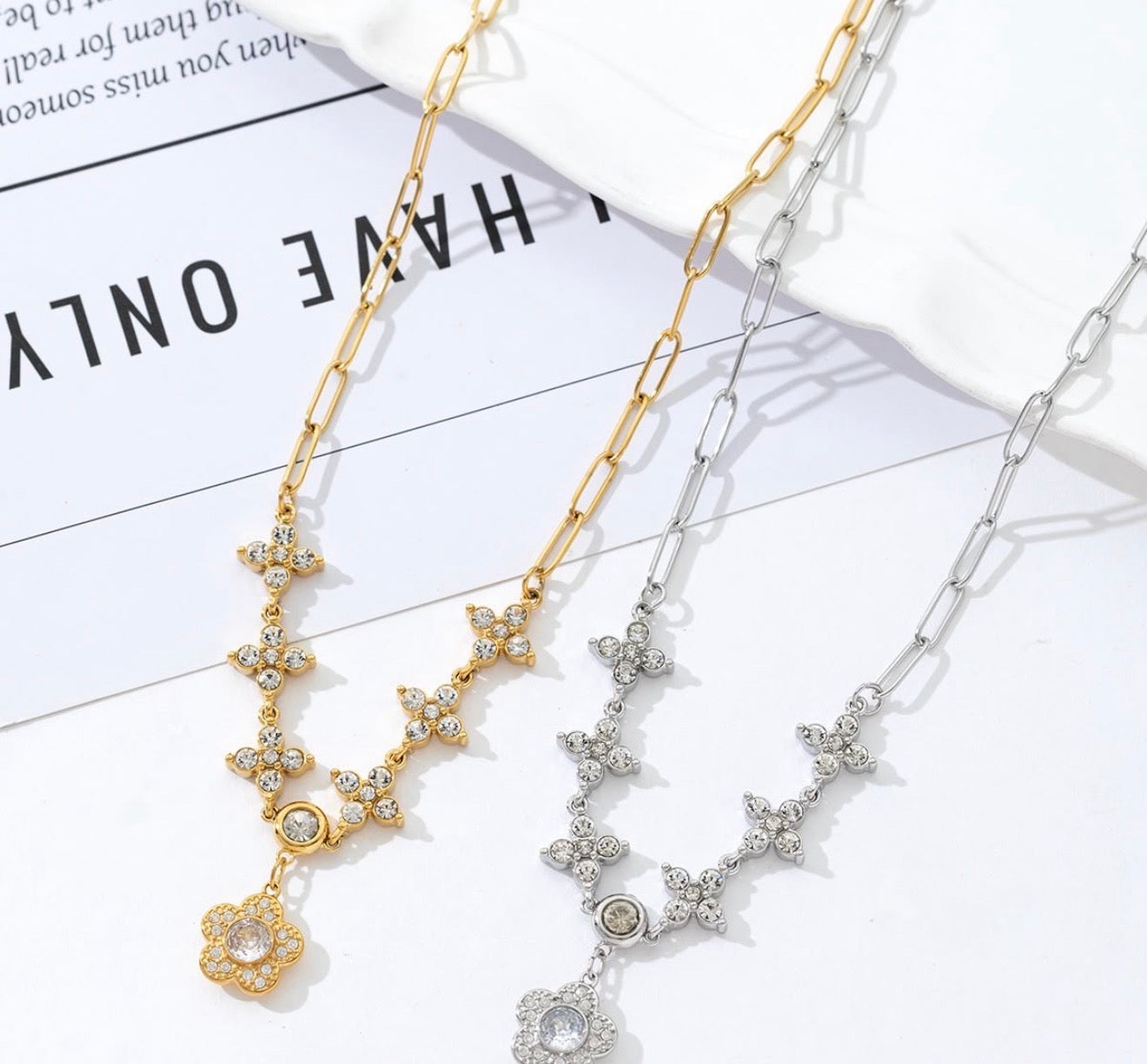 Collier FANA
