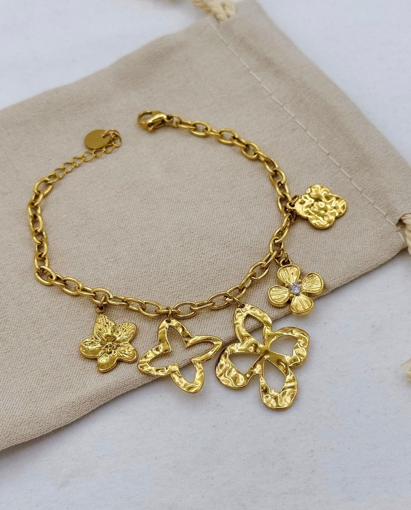 Bracelet breloque FLORA