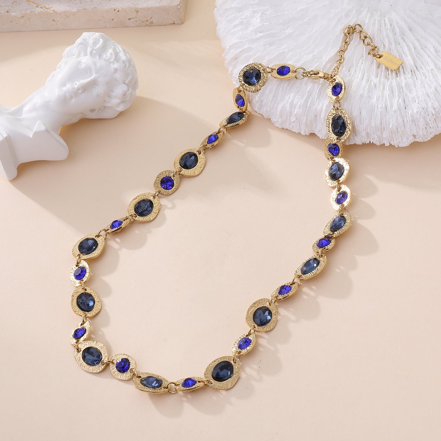 Collier ERANE