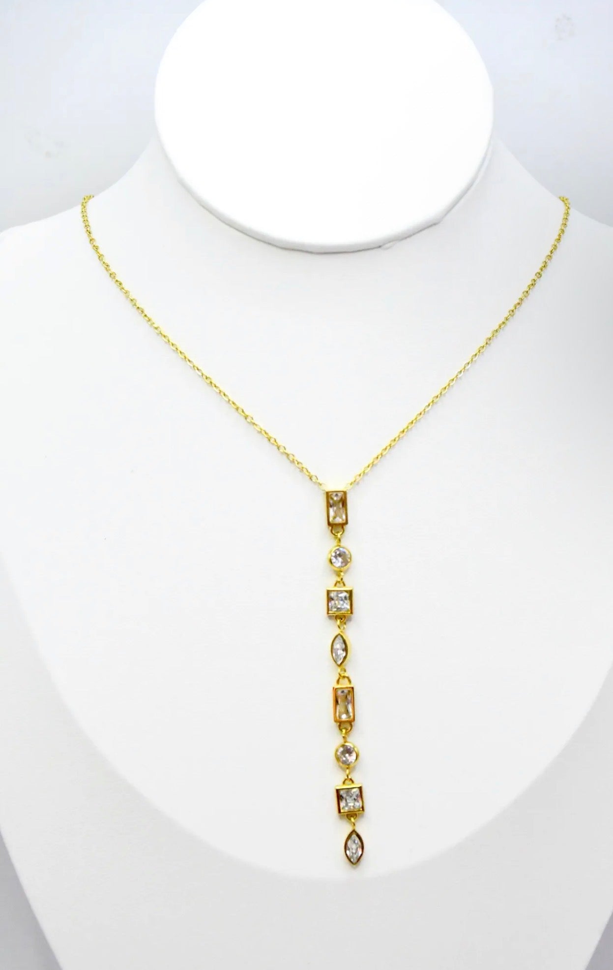 Collier Y NAYA