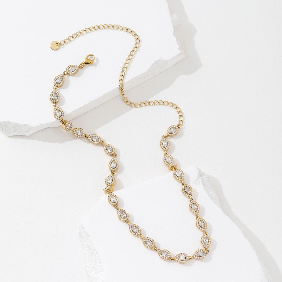 Collier goutte STRASS