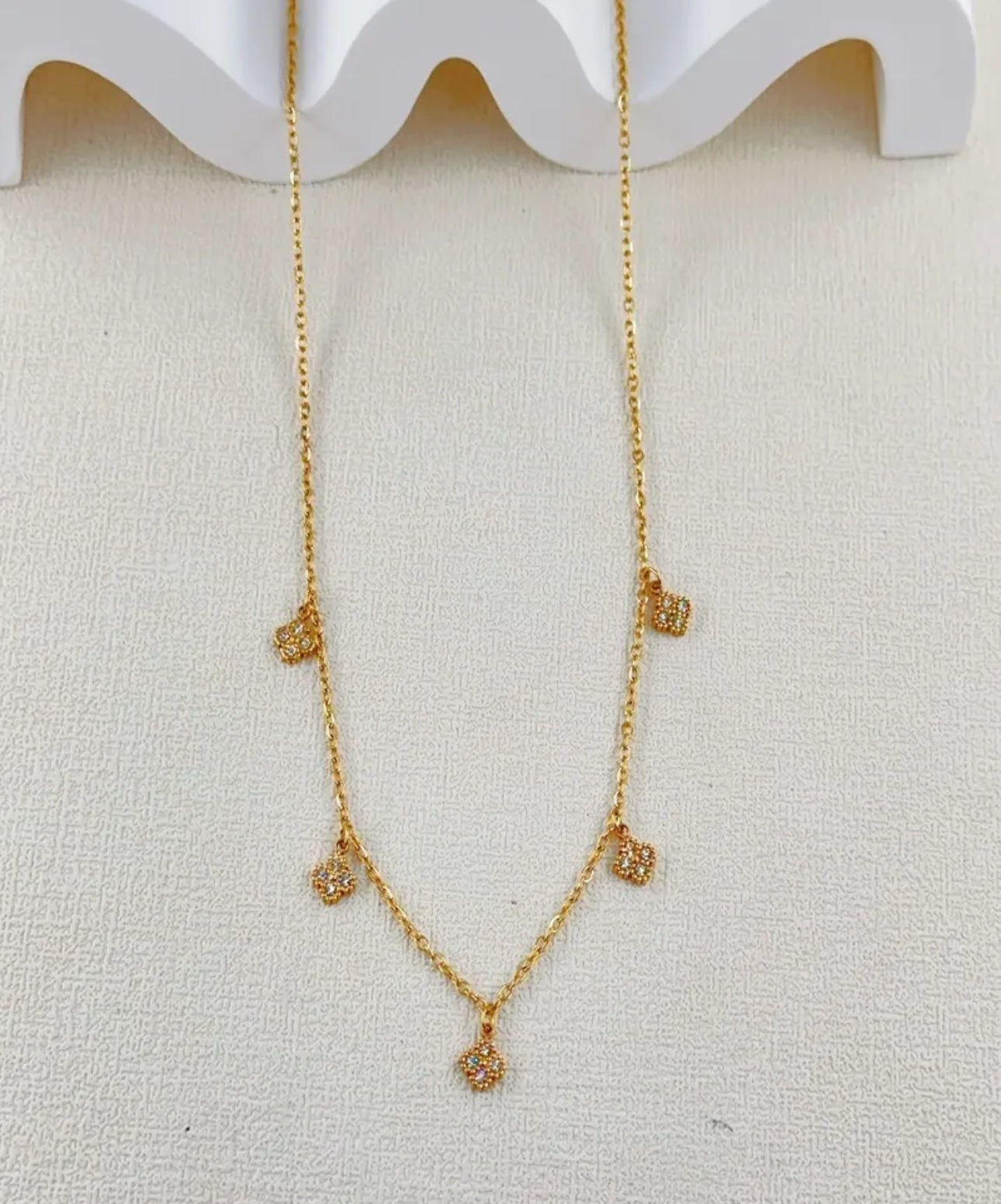 Collier RANI