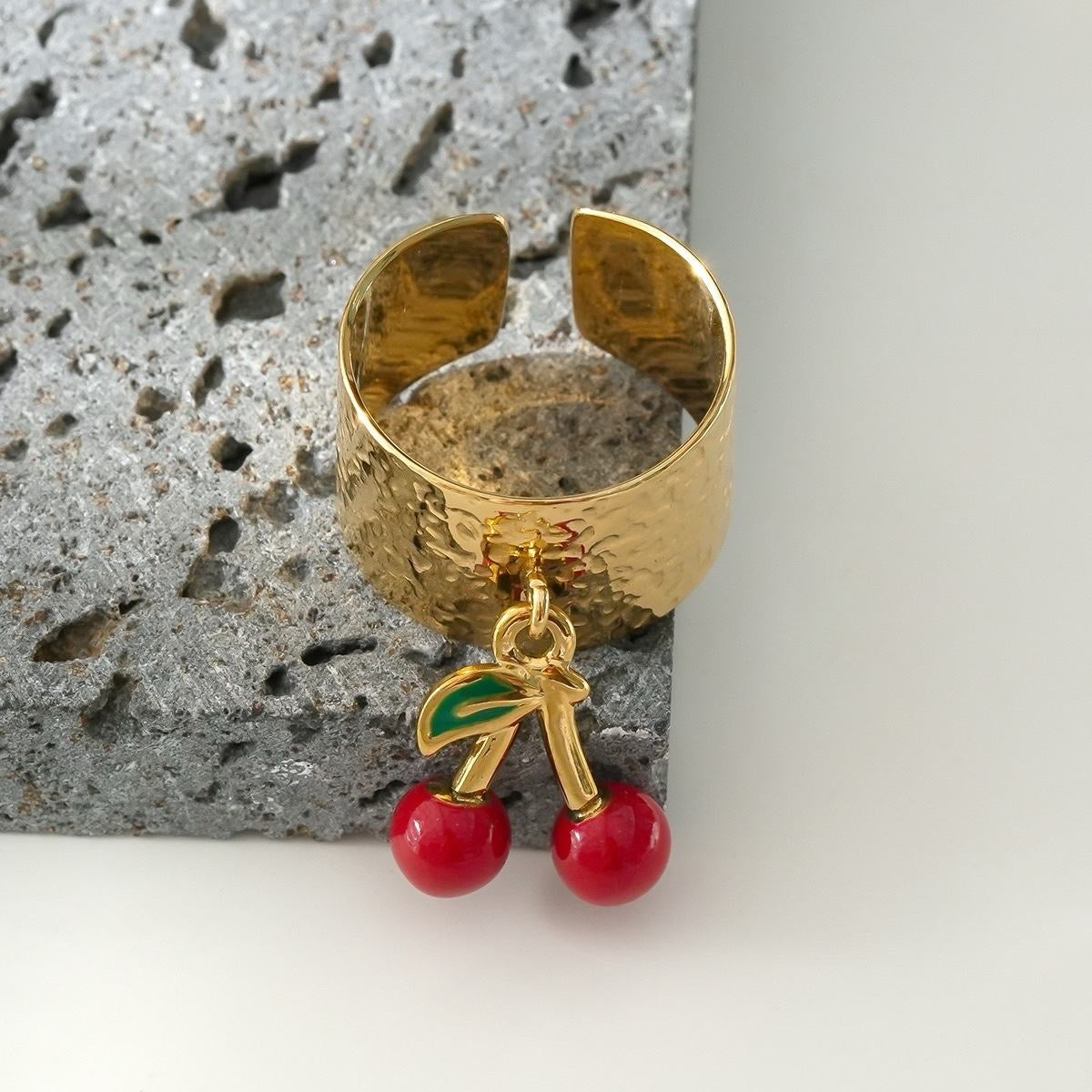 Bague breloque CERISE