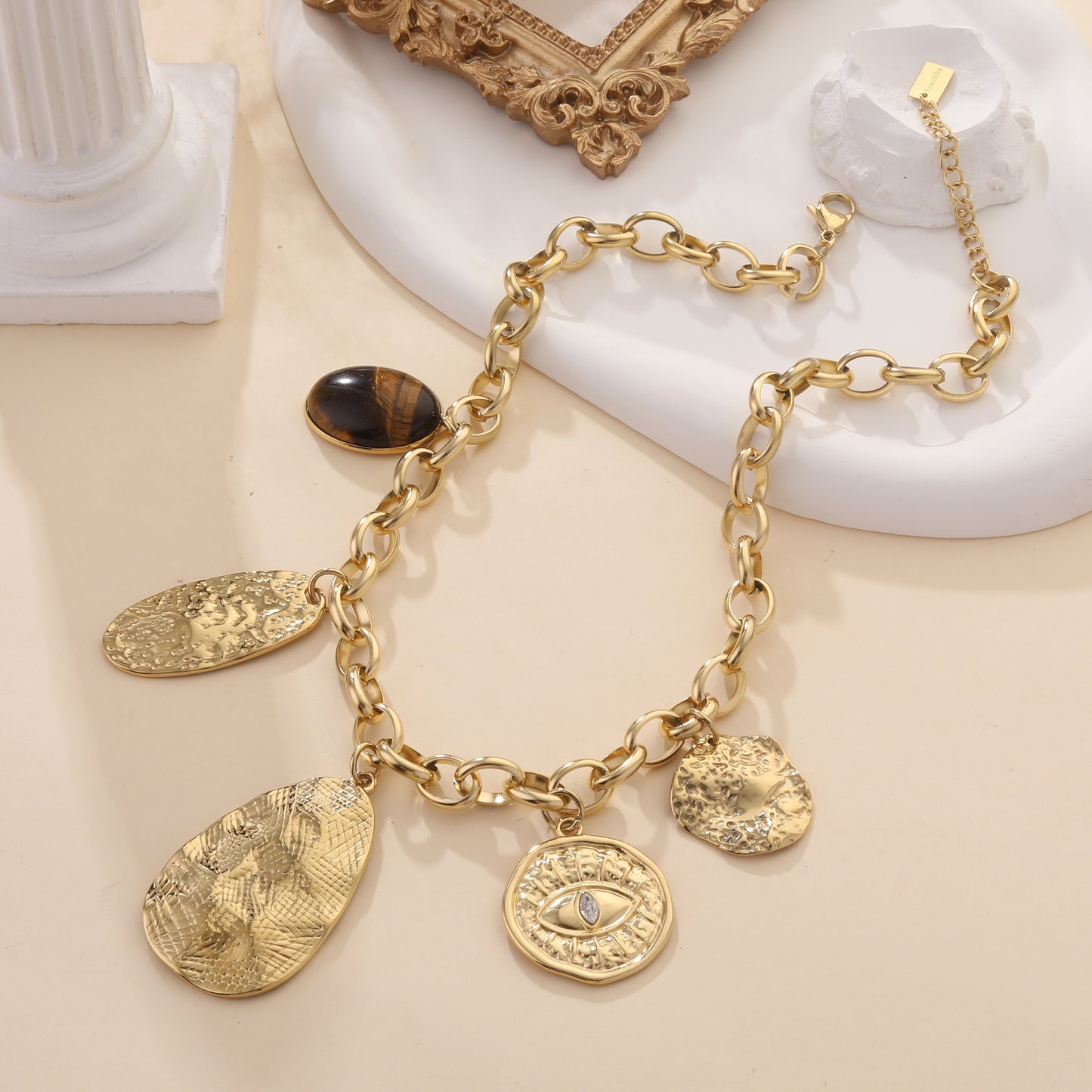 Collier BRELOQUE NYA