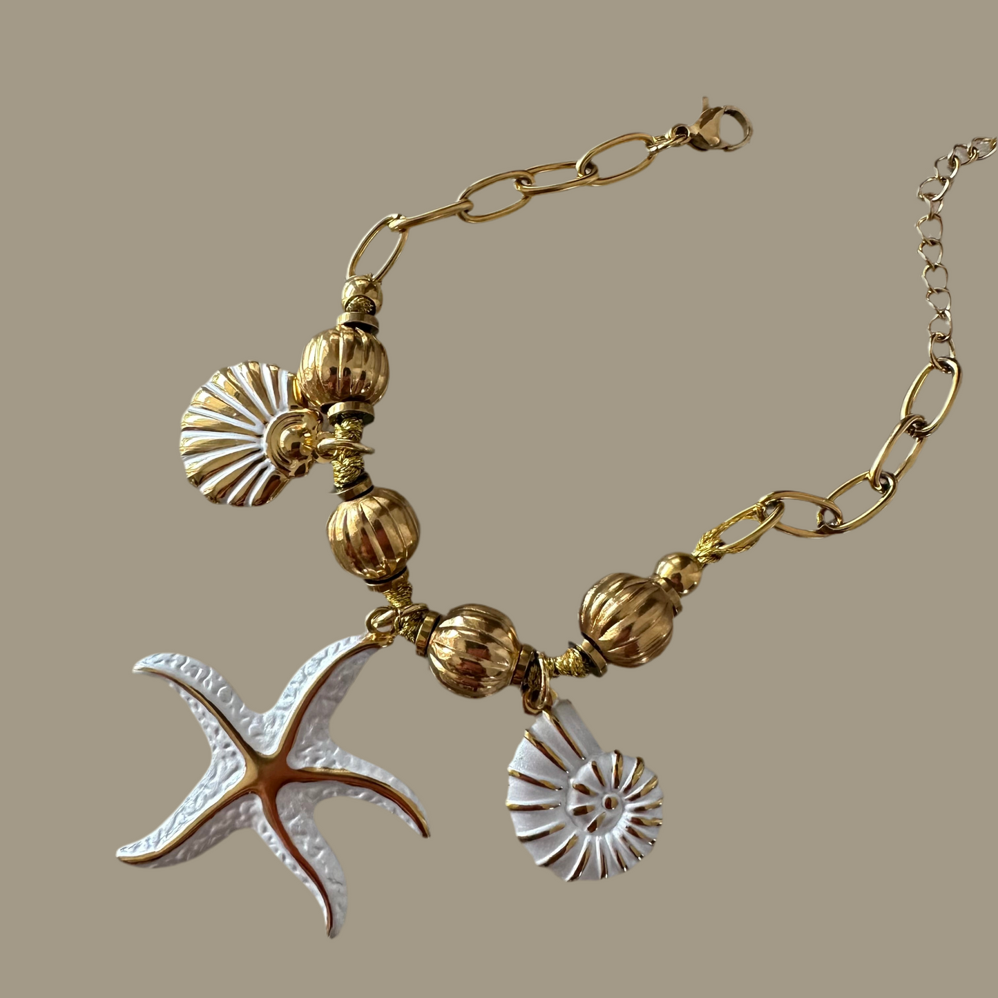 Bracelet breloque MIA