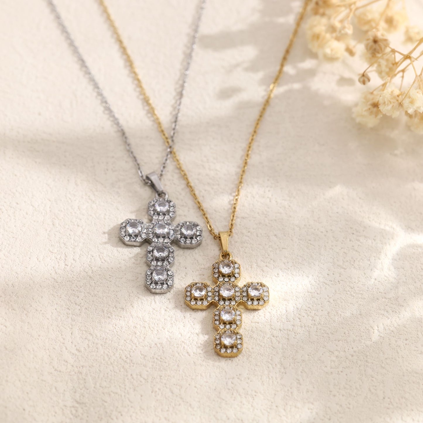 Collier CROIX ANA