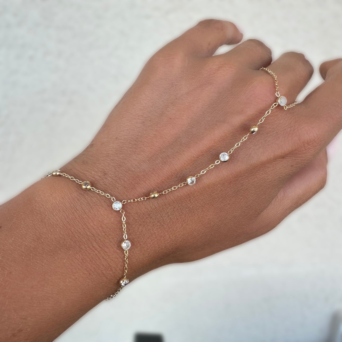 Chaine de main CAPRI dispo en ARGENTÉ