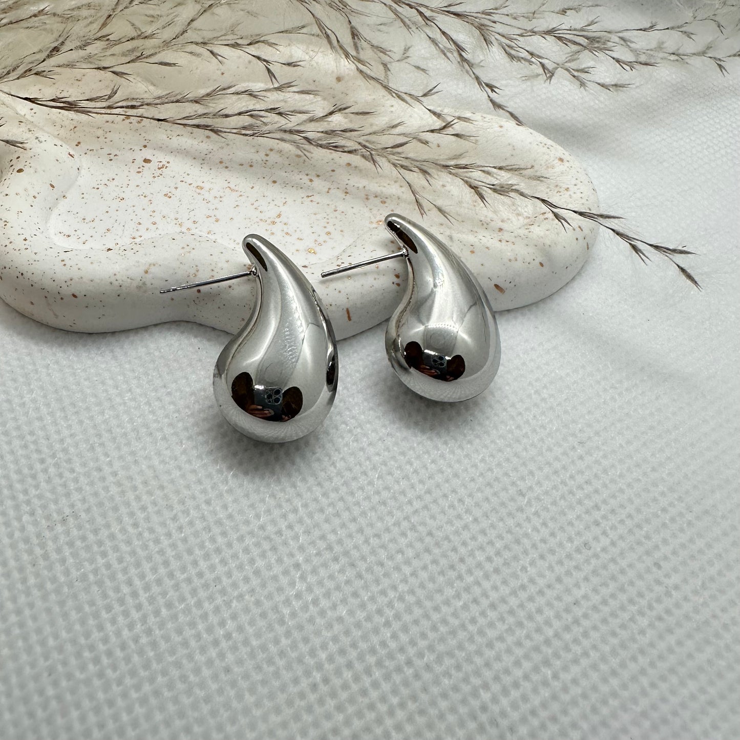 Boucle d’oreille PETITE GOUTTE ARGENT