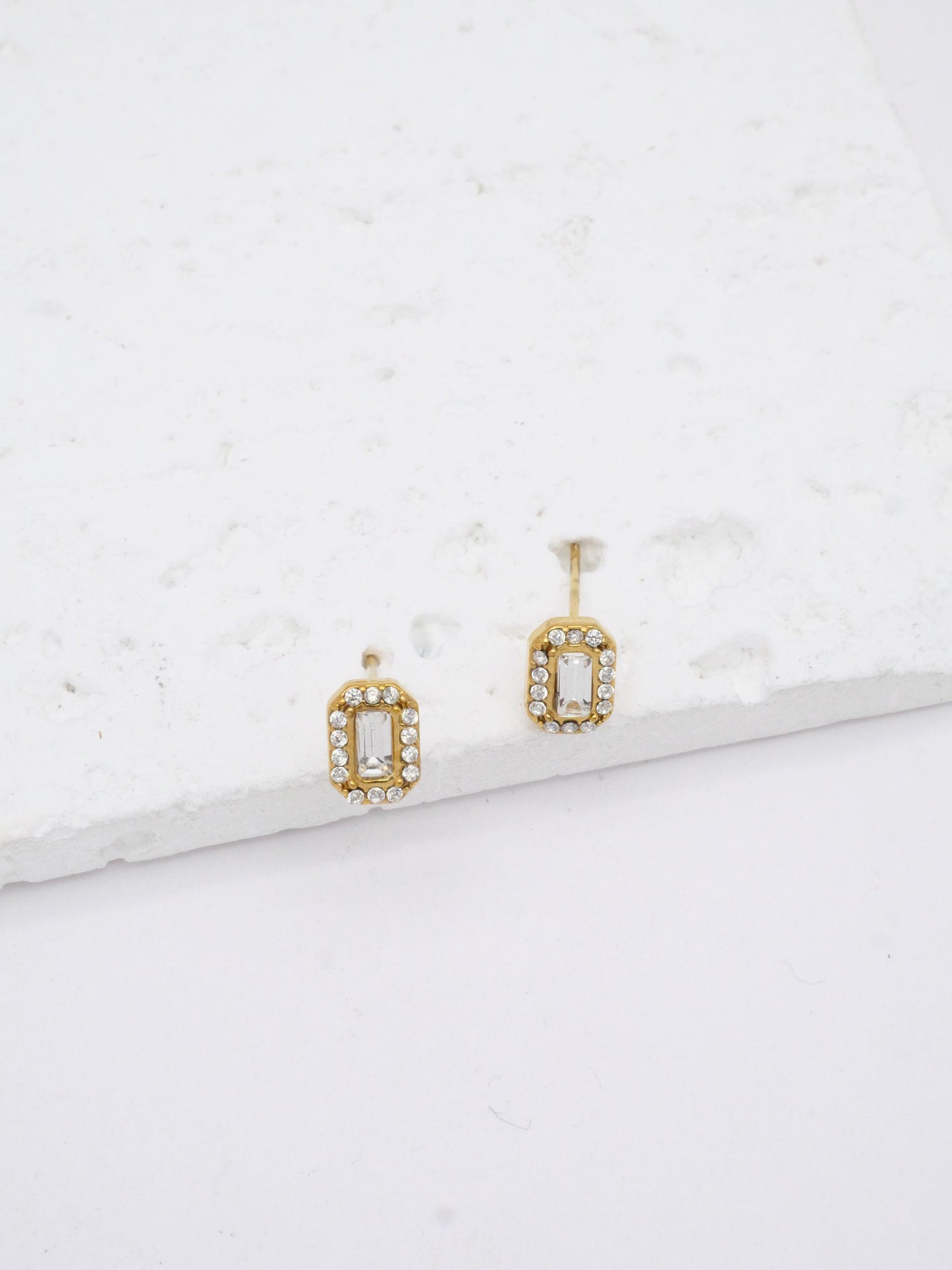 Boucle d’oreille puce CARRY