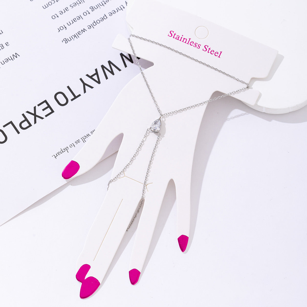 Chaîne de main LISANA