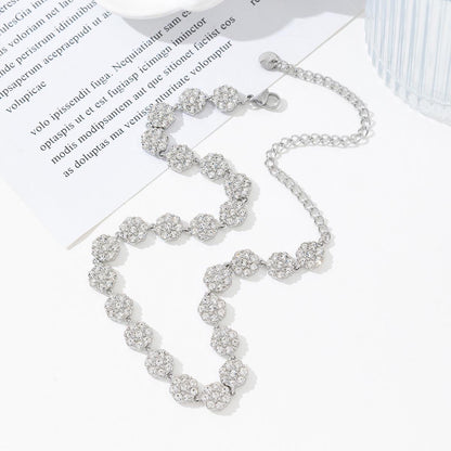 Collier strass fleur