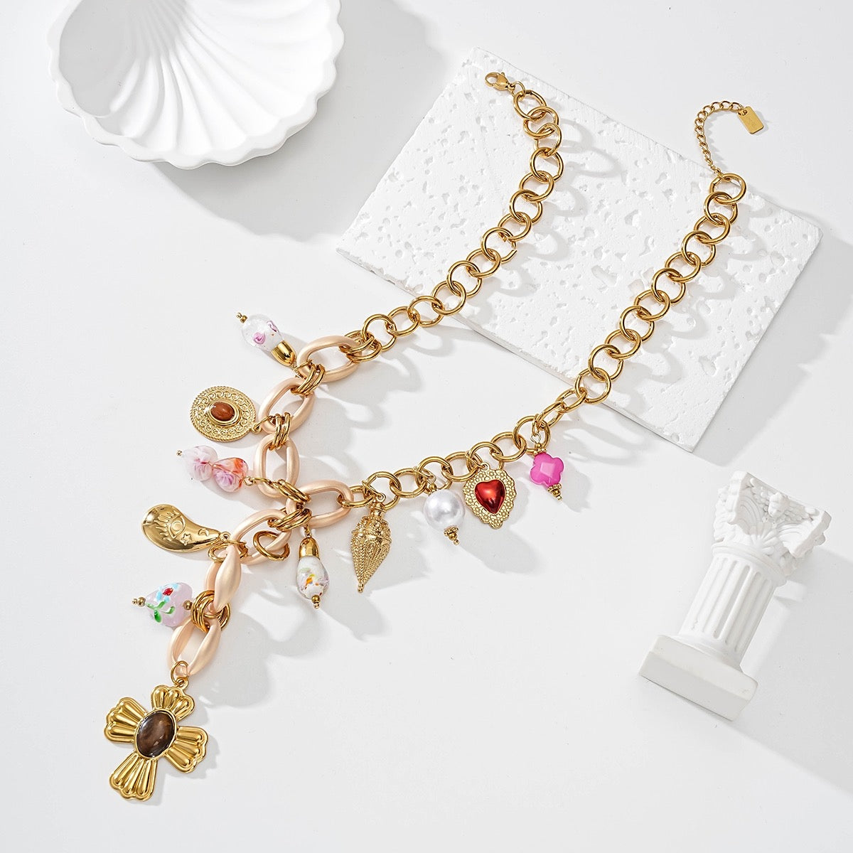 Collier LALY
