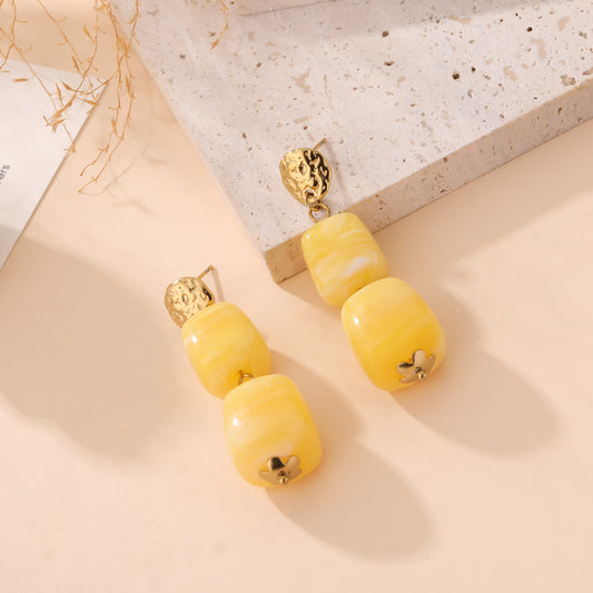 Boucle d’oreille LOYA disponible plusieurs couleurs