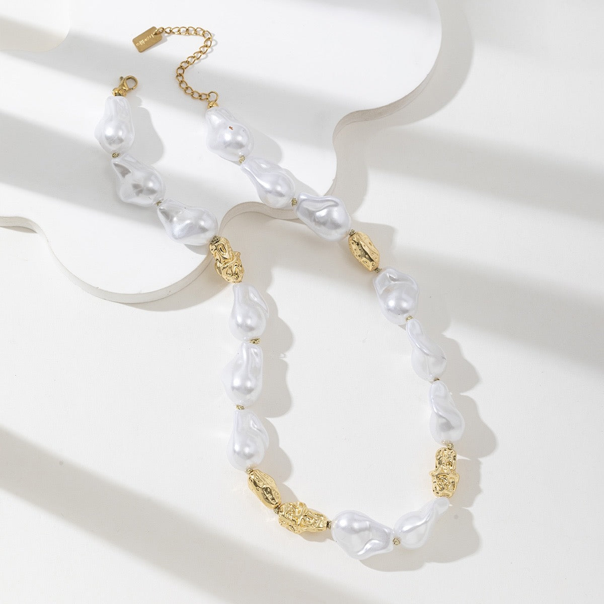 Collier LIKA