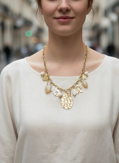 Collier Monica