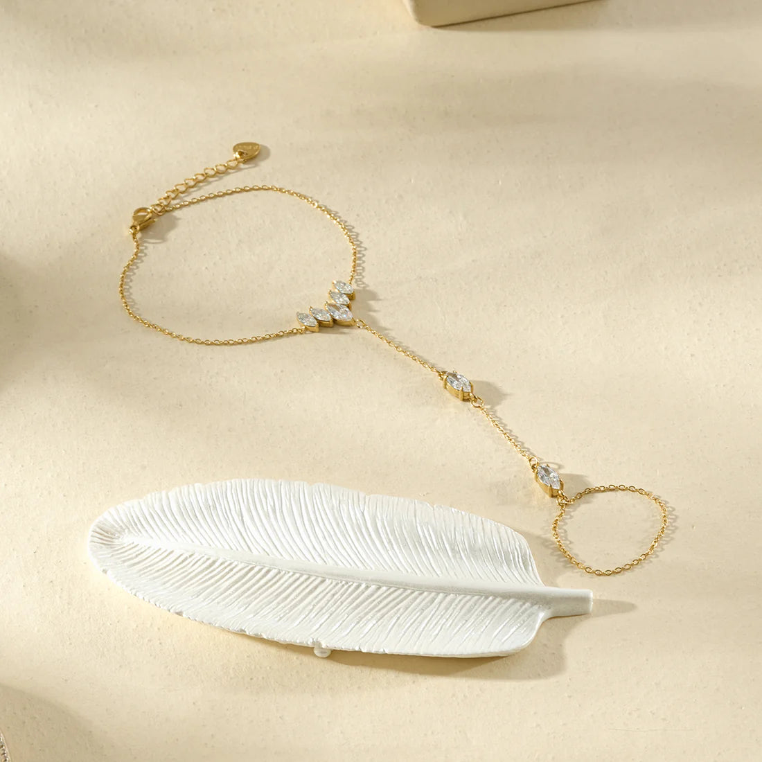 Chaîne de main LARIA