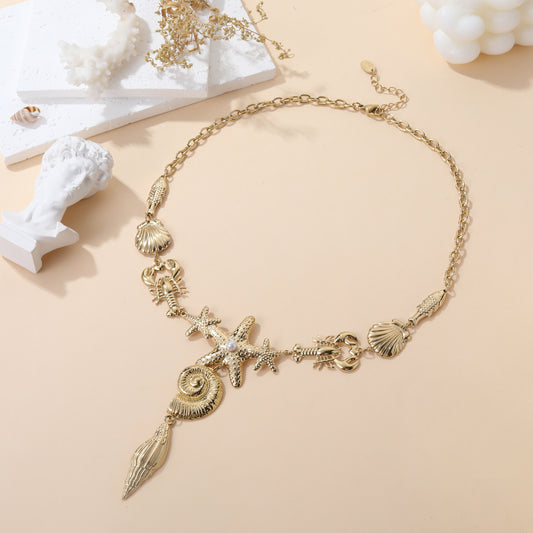 Collier y MARIA