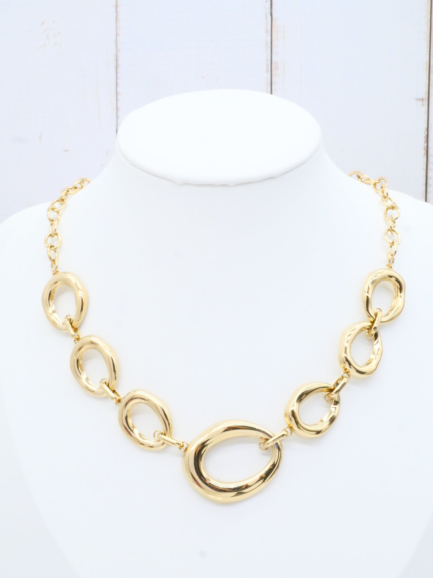 Collier LOLA