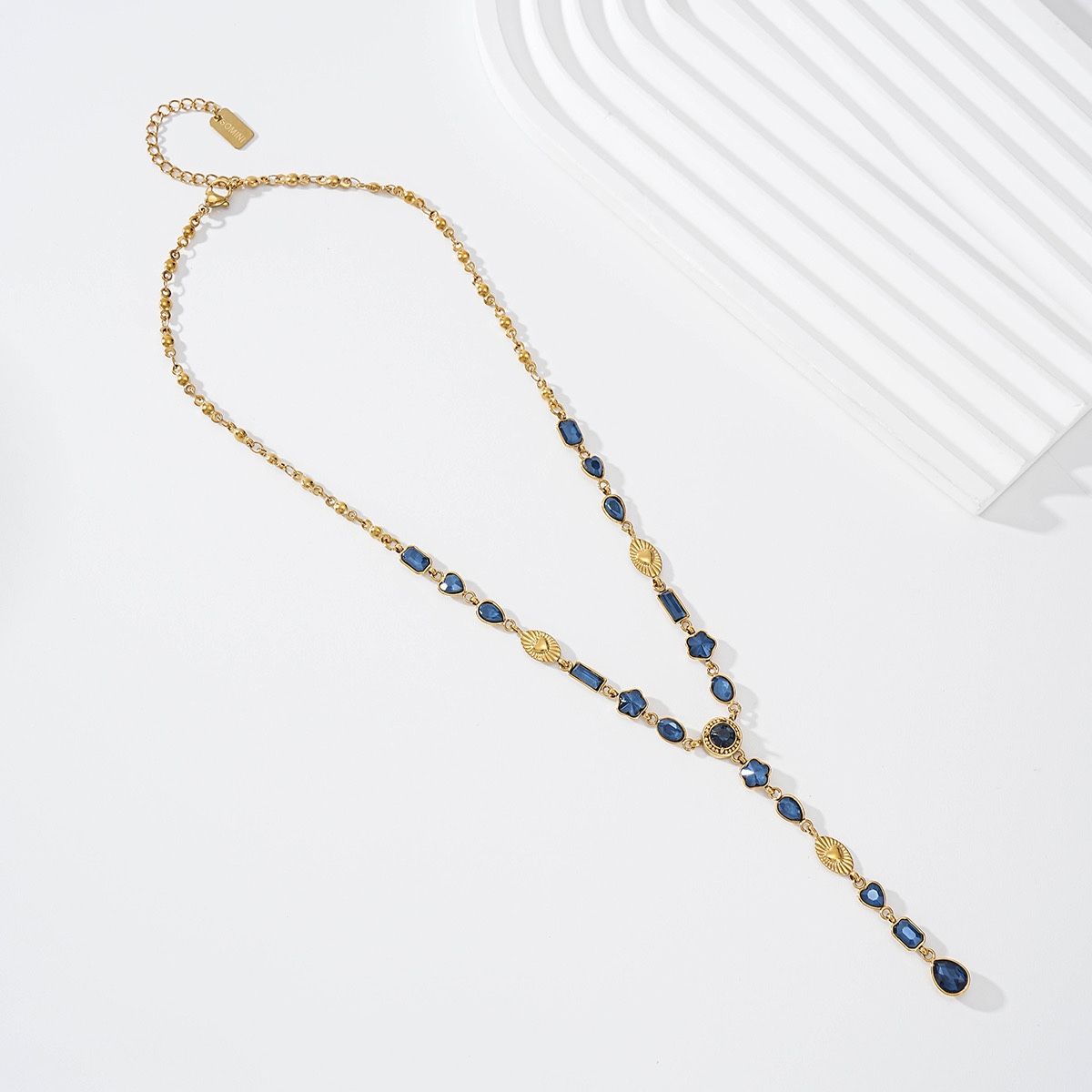 Collier Y OLA