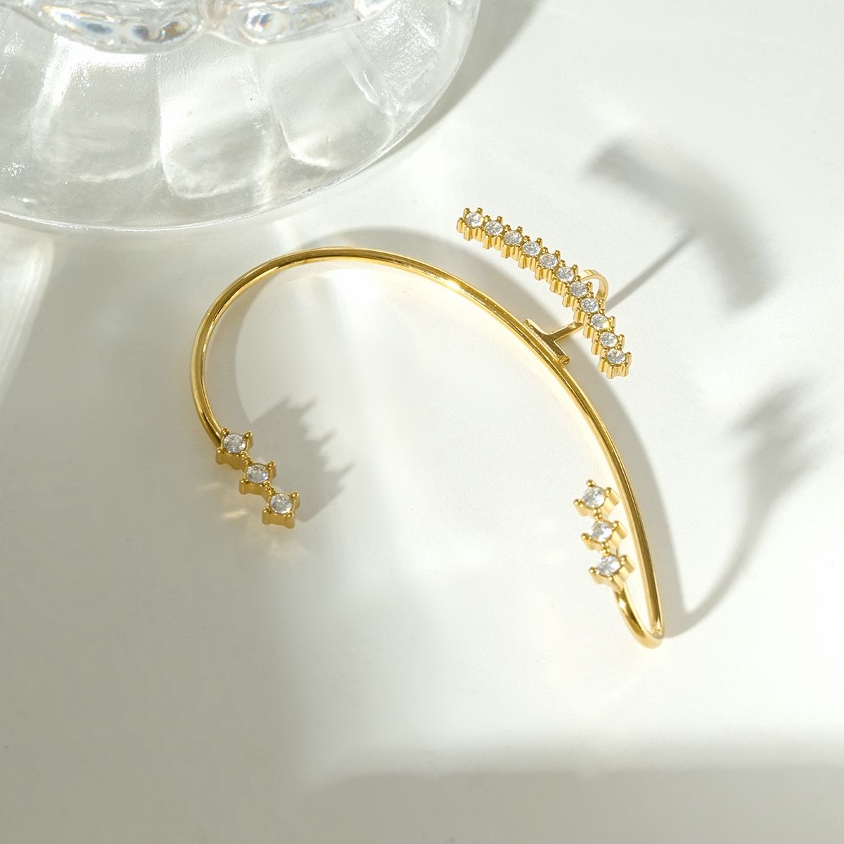 Ear cuff YRANA