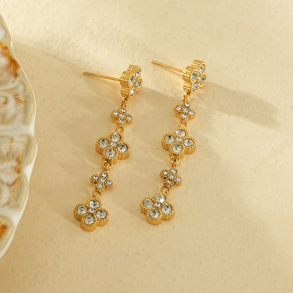 Boucle d’oreille STRASSY