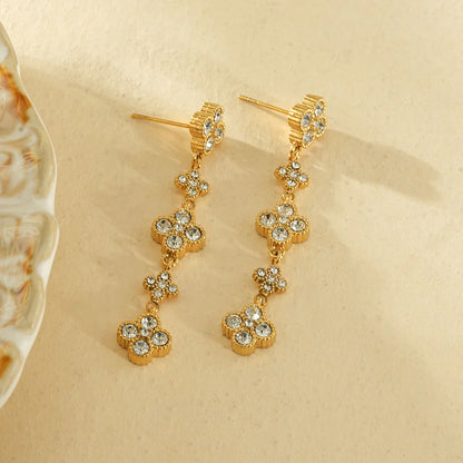 Boucle d’oreille STRASSY
