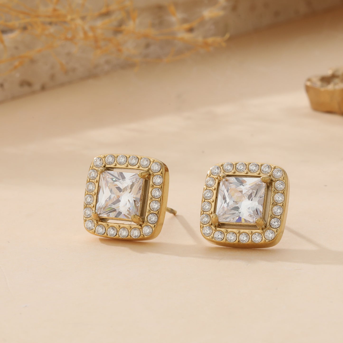 Boucle d’oreille PUCE DIAMANT