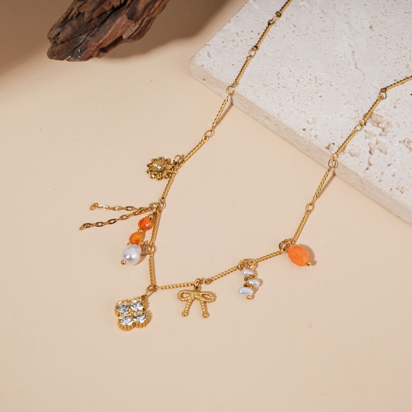 Collier breloque LUCINE